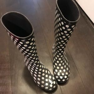 Polka dot rain boots
